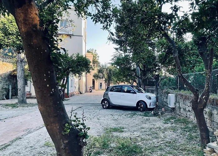 Casa Torre A Con Parcheggio Gratuito Guest house Sorrento