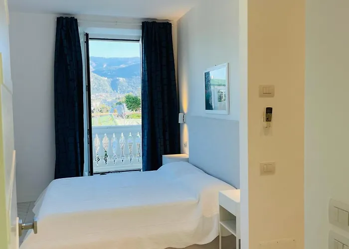 Casa Torre A Con Parcheggio Gratuito 3*