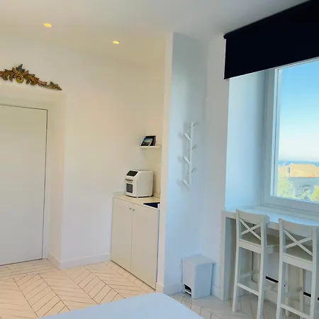 Affittacamere Casa Torre A Con Parcheggio Gratuito Sorrento